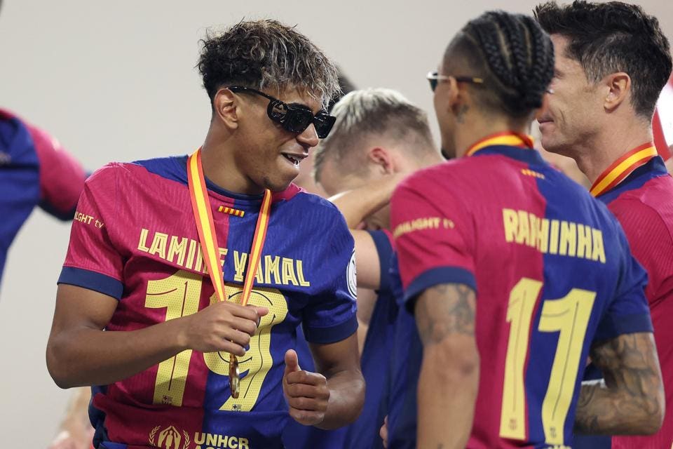 FC Barcelona Star Lamine Yamal Receives Public Order From Idol Neymar